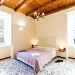 Bed & Breakfast Pastis - Boutique By Kalavria Holidays Tropea